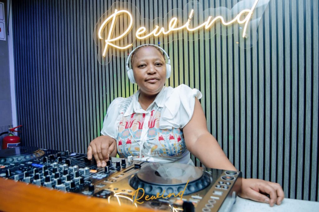 Rewind Dj Lady Neon at Rewind Bar & Grill, Tembisa
